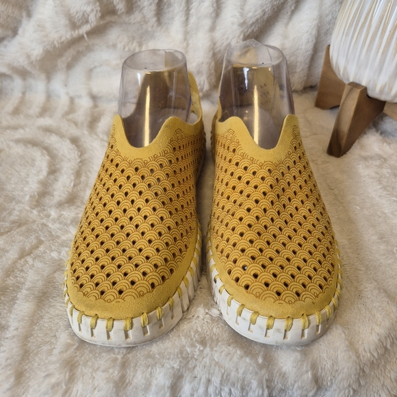 Ilse Jacobsen Tulip Shoes Butter Yellow Perforated Slip-Ons Size 8.5 US, 39 EU - Picture 8 of 15